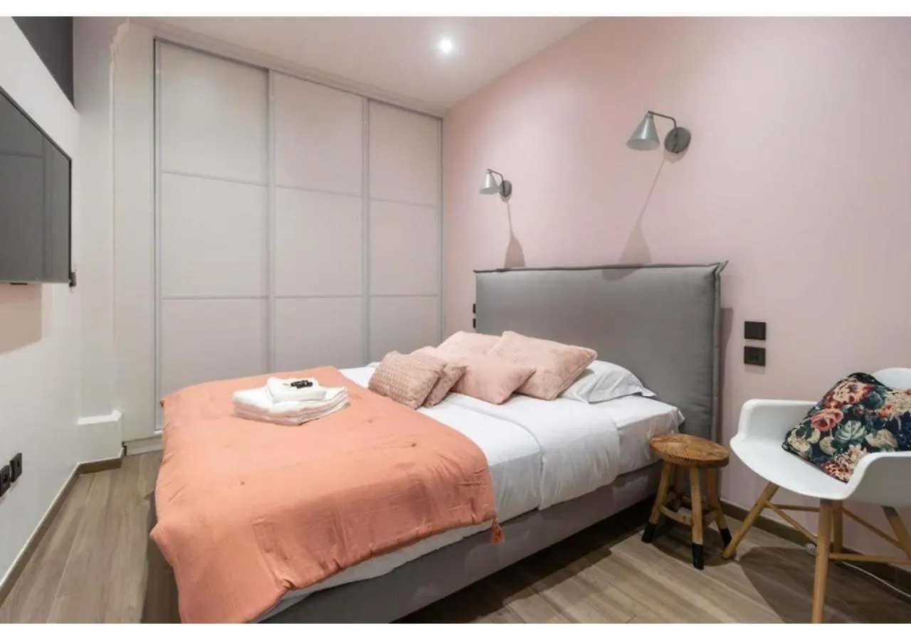 Sublime et neuf appartement Saint Germain des Près  Paris
